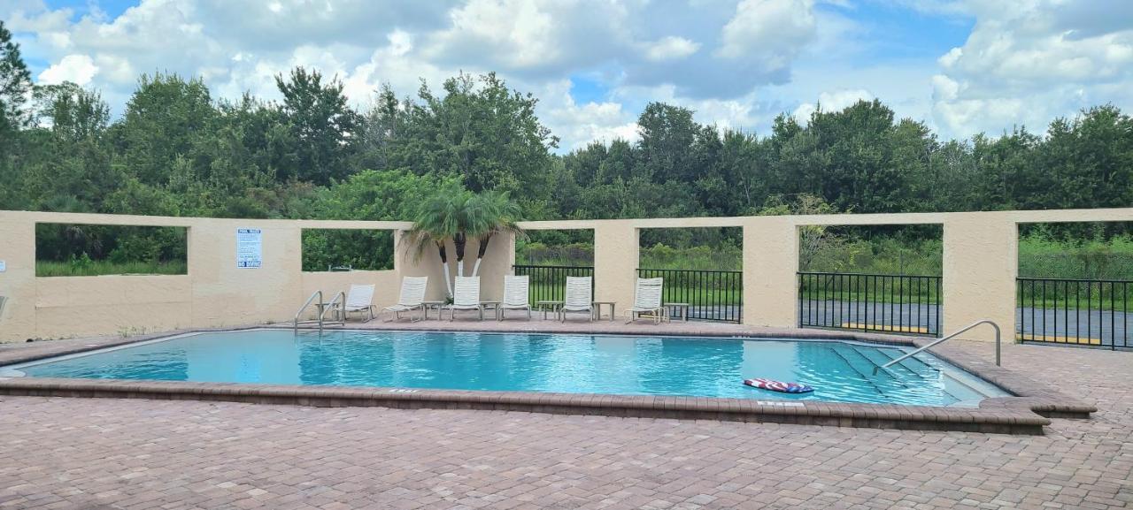 Shining Light Inn & Suites Kissimmee Exterior photo